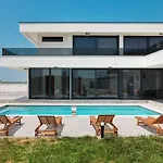 Noa Villa
