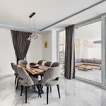 Noa Villa *
