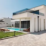 Villa Noa *