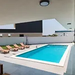 Noa Villa Dracan