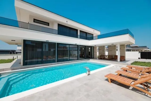 Noa Villa